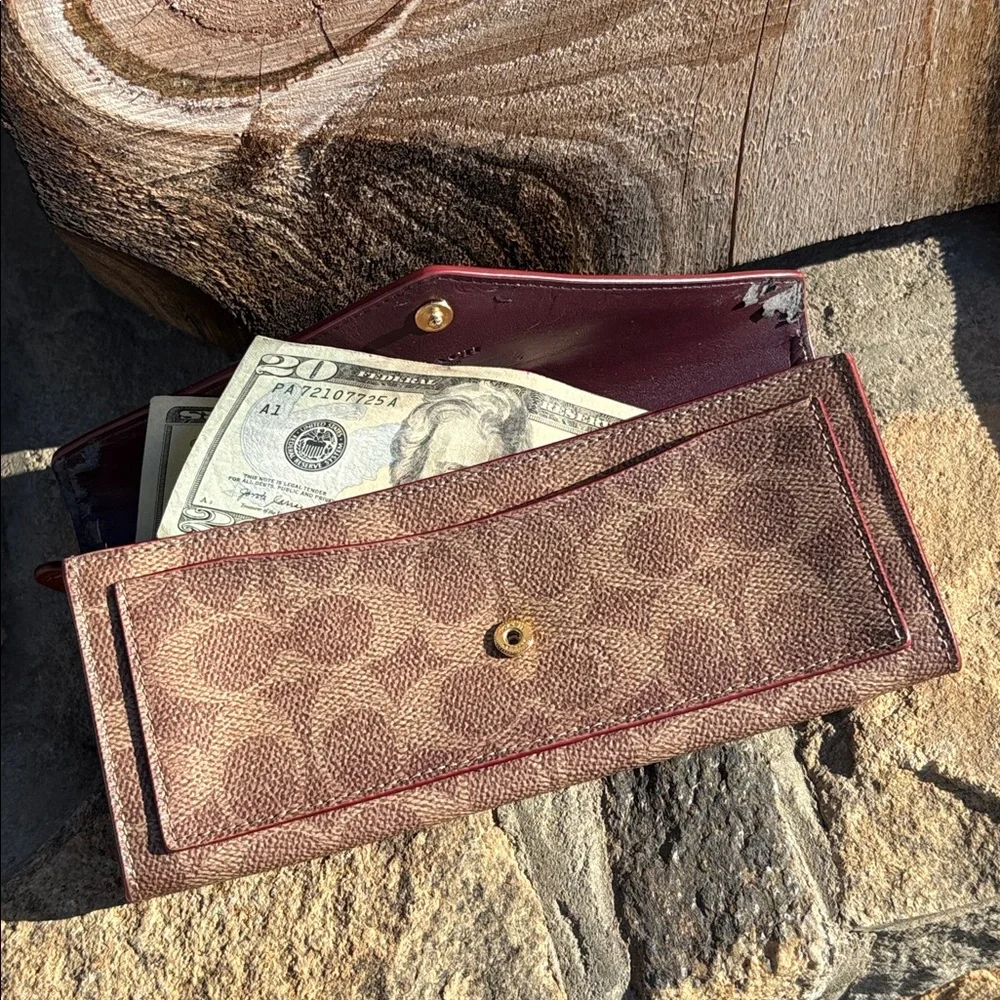 Coach Signature C Long Wallet REHAB WALLET WITH CALLOUTS - Picture 16 of 16